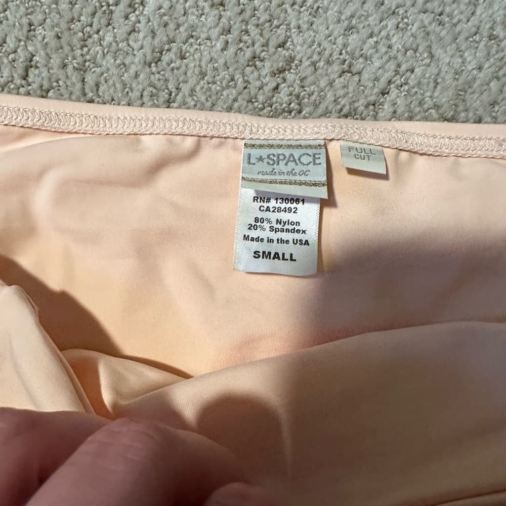 NWOT L*Space Low Down bikini bottoms peach - Thumbnail 2