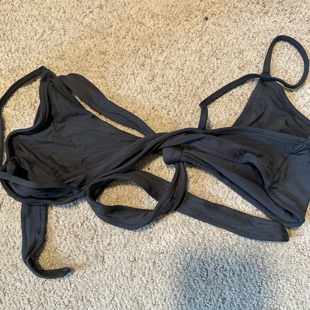 NWOT L*Space Chloe wrap bikini top grey - Thumbnail 4