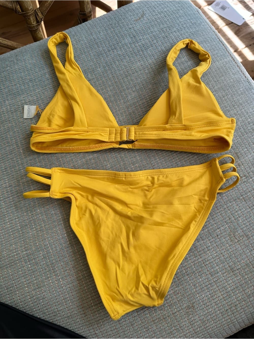 NWT L*Space Playa Kennedy bikini set sunshine yellow - Thumbnail 4