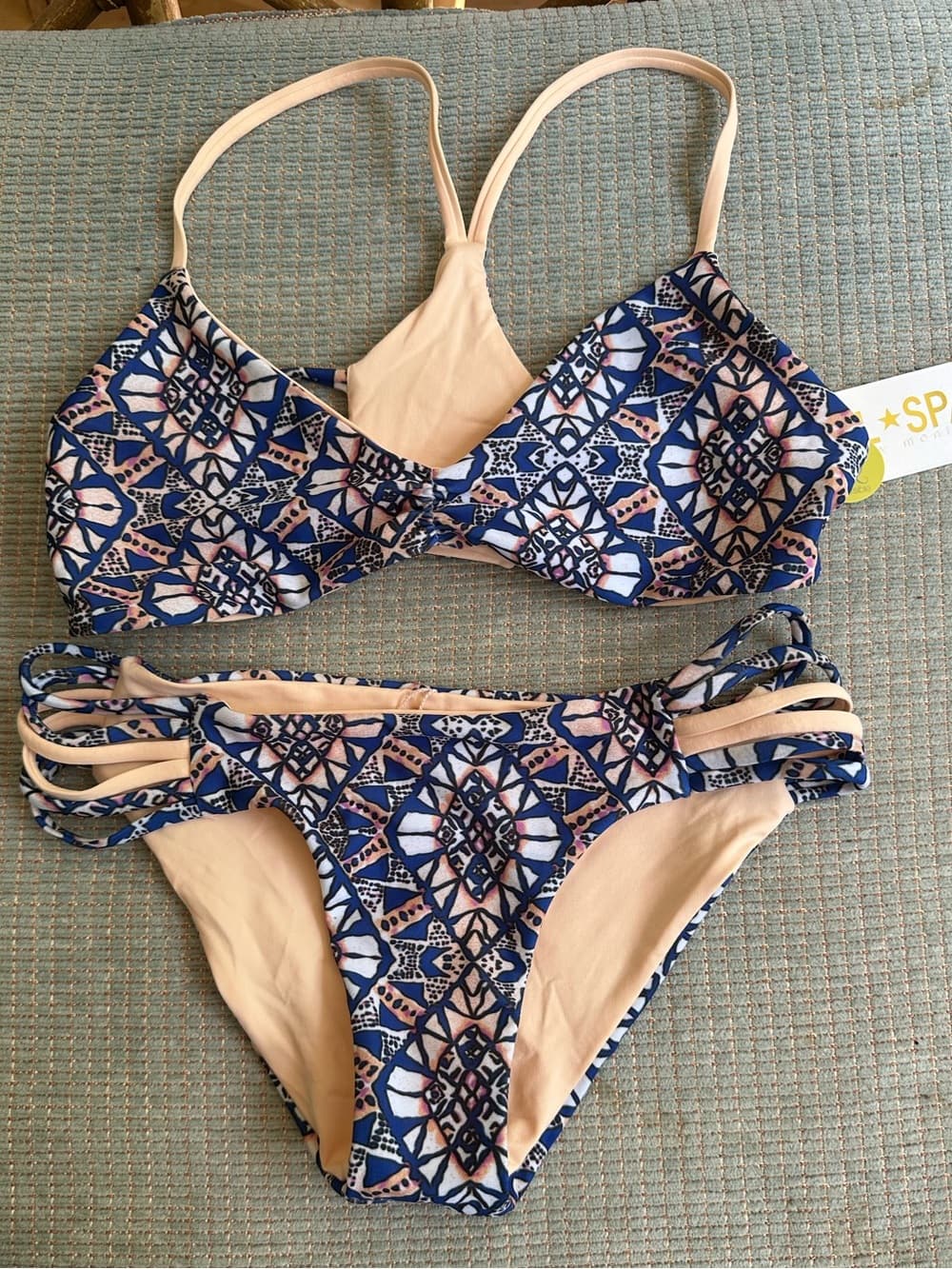 NWT L*Space Wild One Tanzania Dreams bikini set extra small - Thumbnail 2