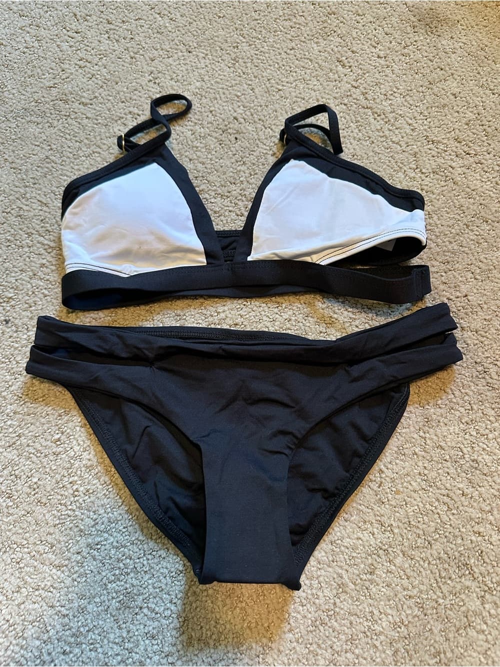 NWOT L*Space Platinum Breakers bikini set black white extra small