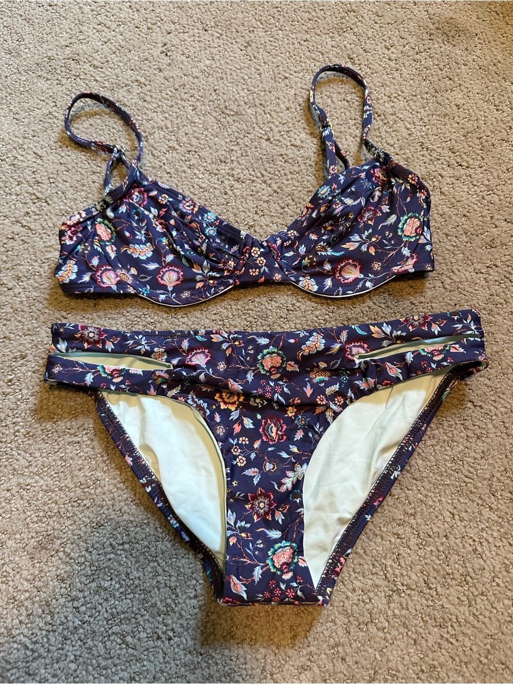 NWOT L*Space Liberty Mist Krissy Breakers bikini set extra small