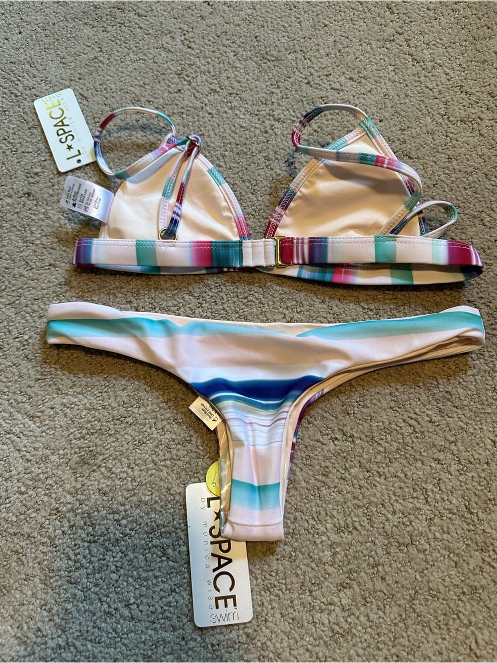 NWT L*Space Mirage triangle Itsy Cut bikini set extra small - Thumbnail 3