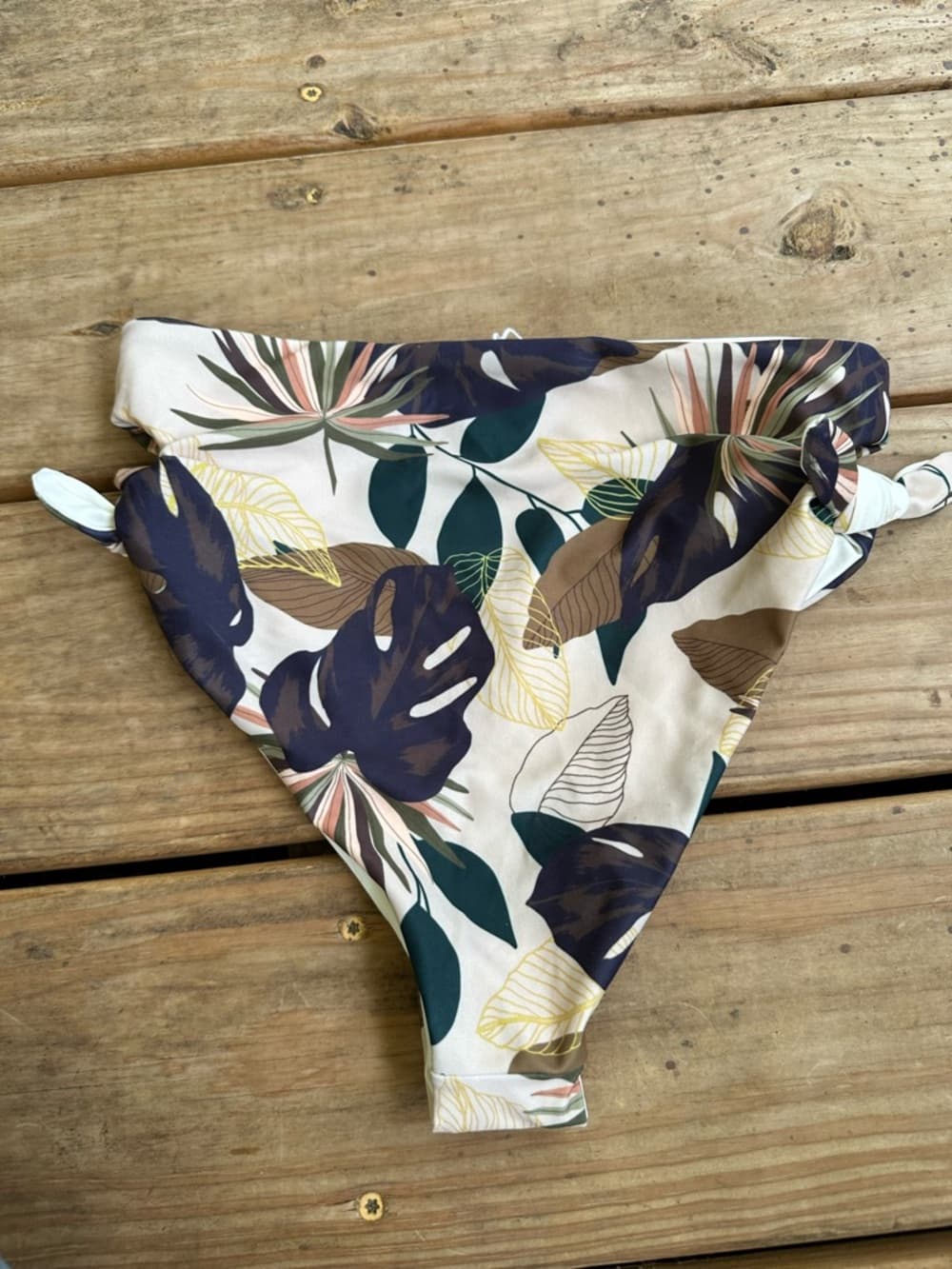 NWOT L*Space Bummin’ bikini bottoms Lotus Land - Thumbnail 4