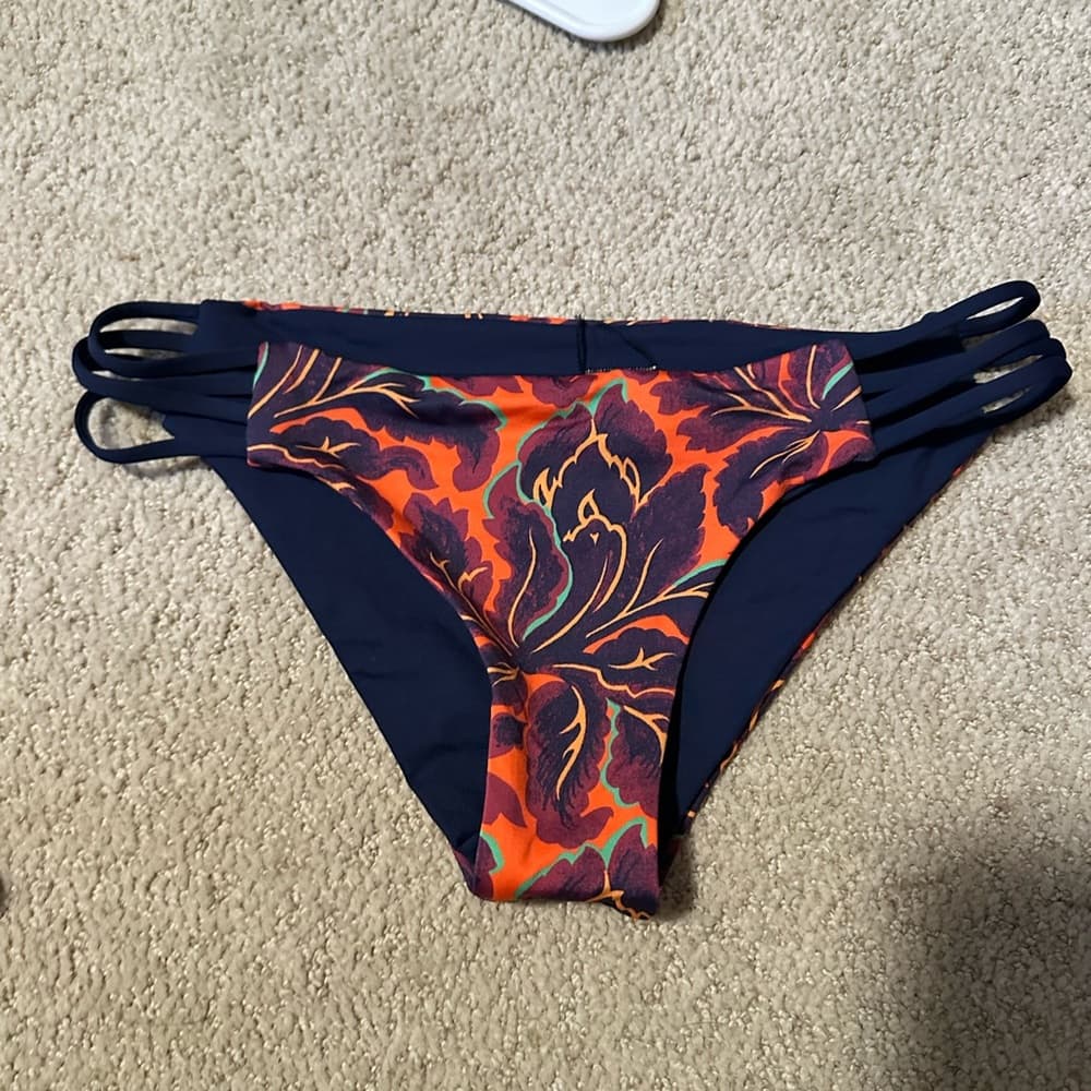 NWOT L*Space Liberty and Luna bikini set - Thumbnail 5
