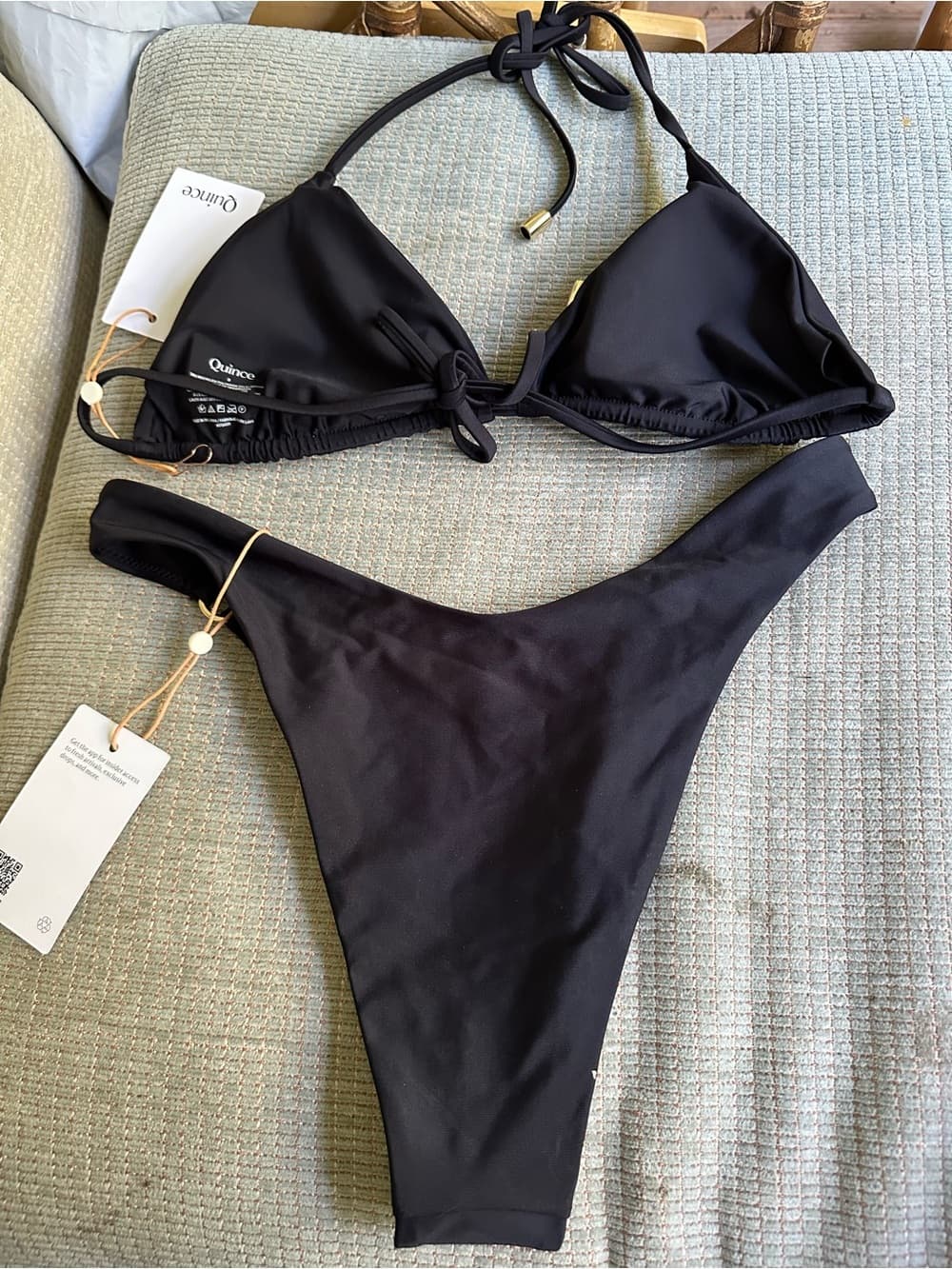 NWT Quince bikini set black - Thumbnail 3