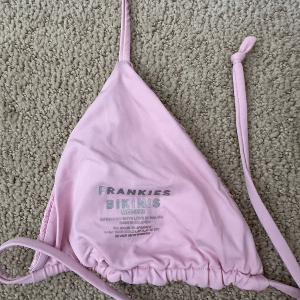 Frankie’s Bikinis Tia quilted bikini top pink - Thumbnail 3