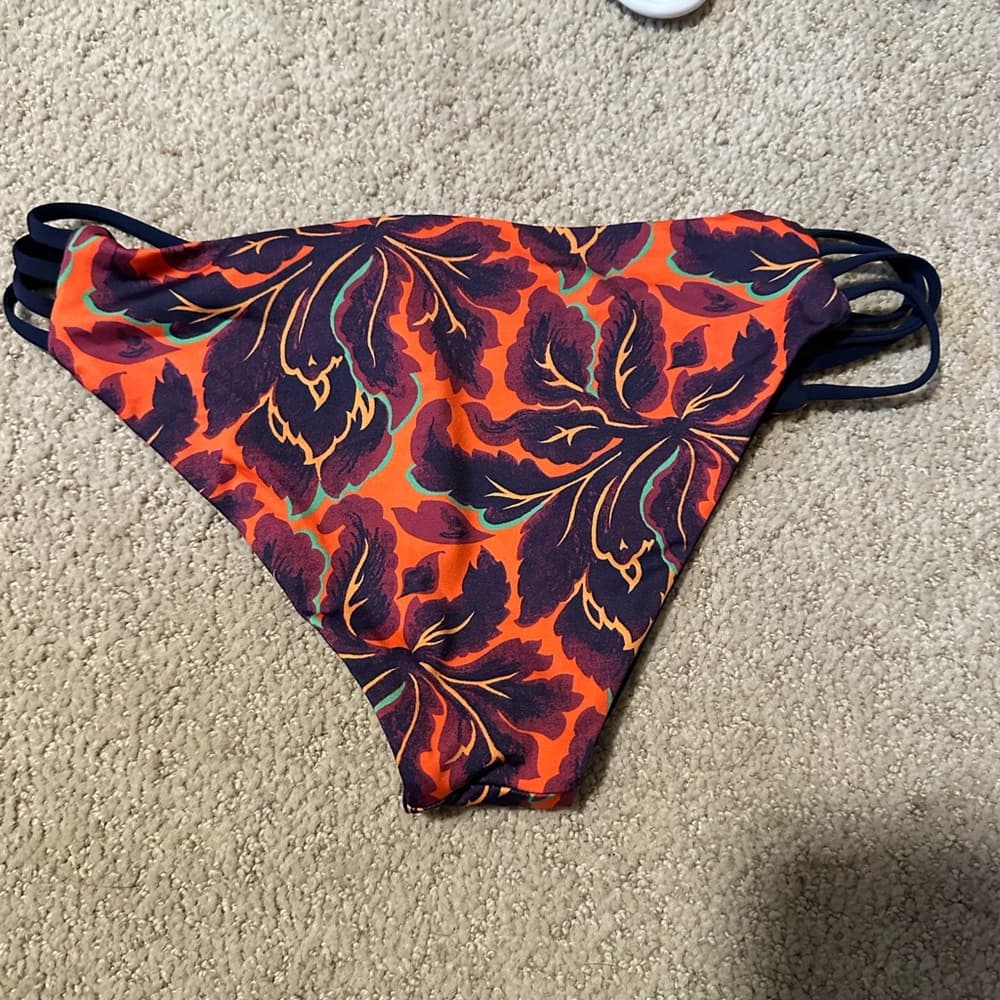 NWOT L*Space Liberty and Luna bikini set - Thumbnail 6