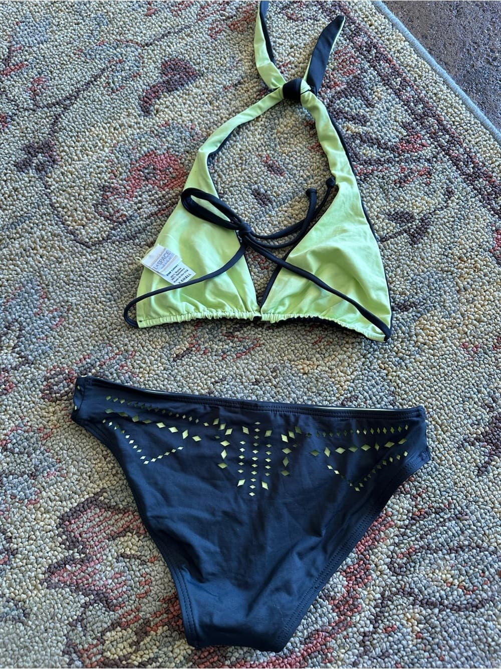 NWOT L*Space laser cut halter bikini set grey lime extra small - Thumbnail 3