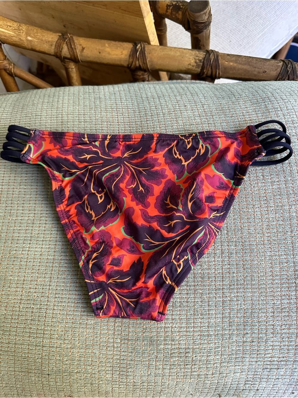 NWOT L*Space Liberty Fleur Low Down bikini bottoms - Thumbnail 3