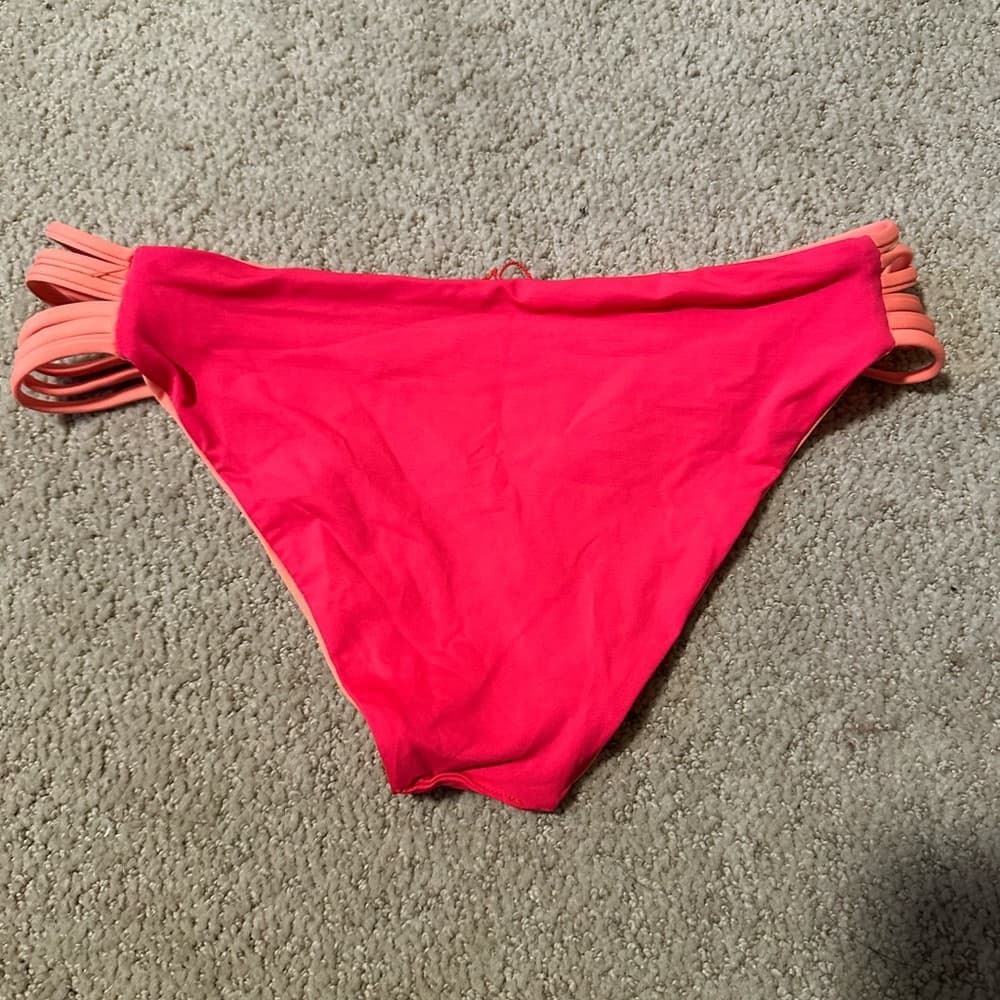 NWOT L*Space Low Down bikini bottoms - Thumbnail 2