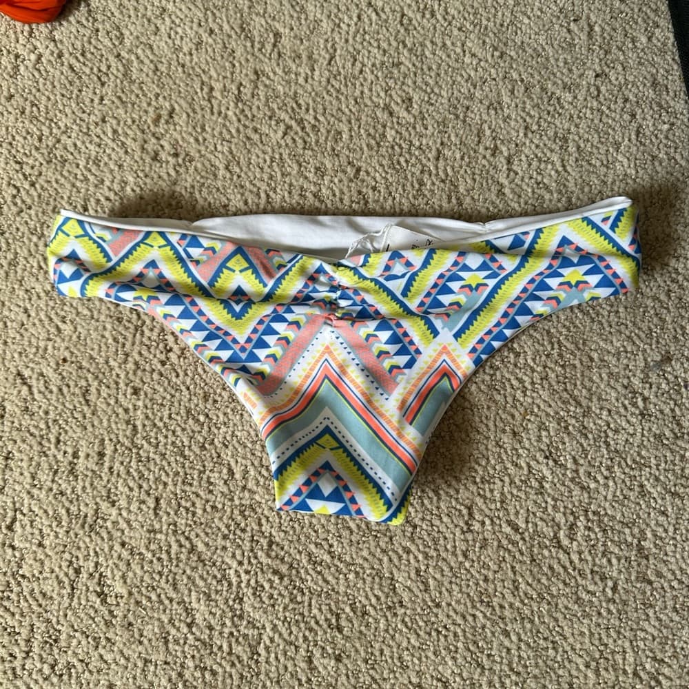 NWOT L*Space Monique bikini bottoms xs - Thumbnail 3