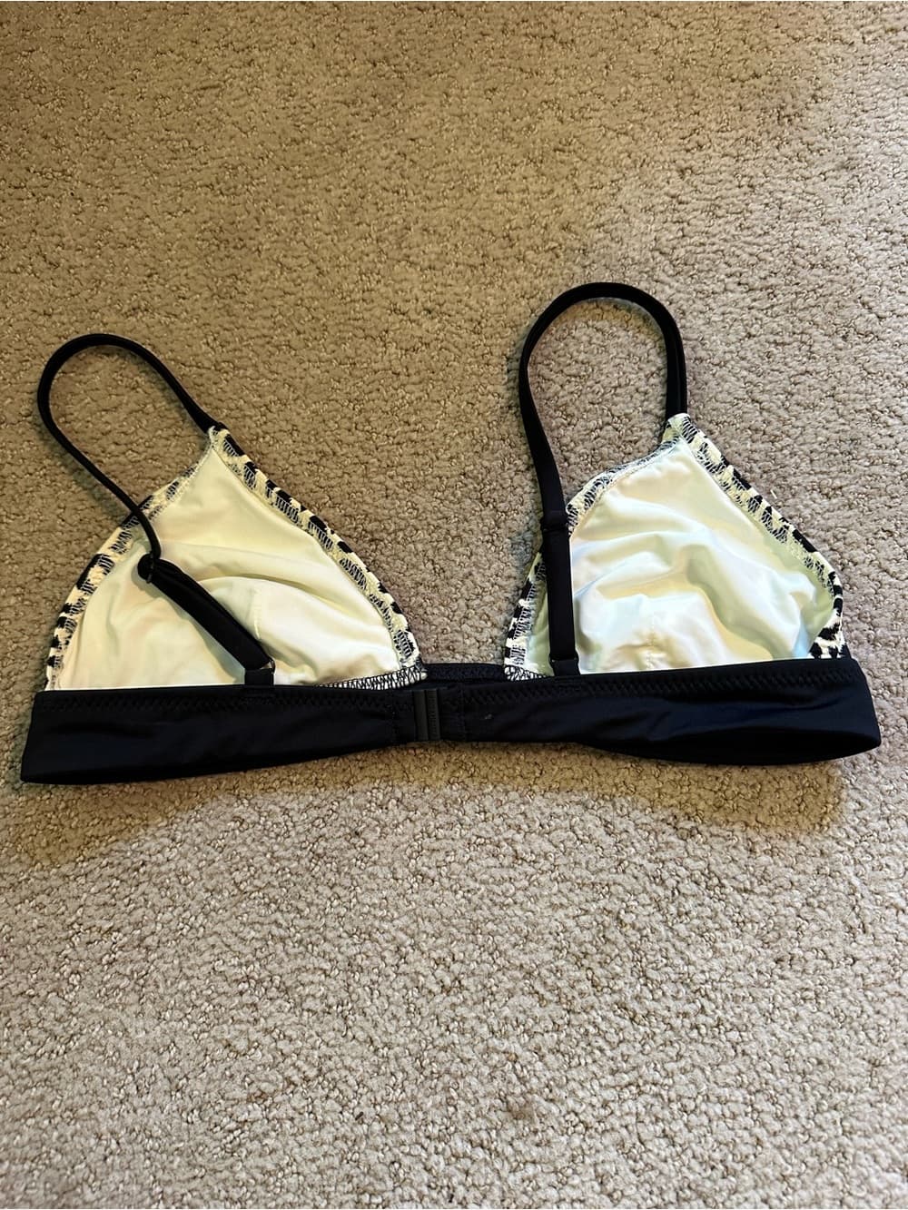 Solid and Striped Morgan bikini top medium - Thumbnail 2