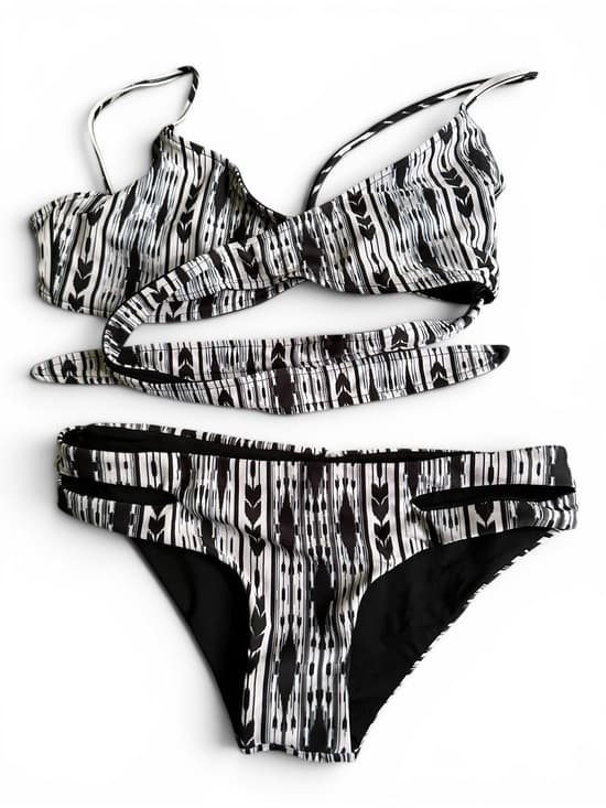 NWOT L*Space Chloe Breakers bikini set extra small - Thumbnail 5