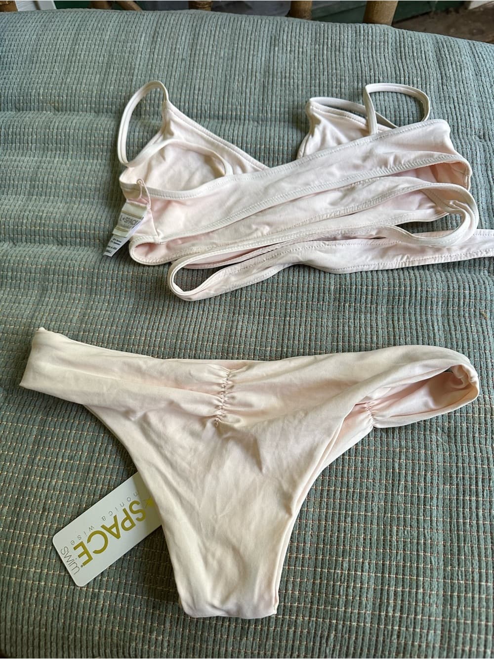 NWT L*Space Chloe Monique bikini set cream extra small - Thumbnail 4