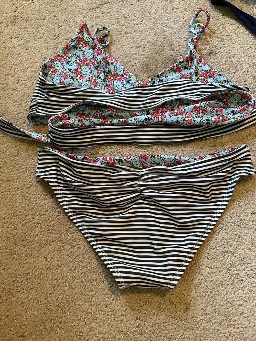 NWT L*Space Chloe striped floral bikini set. - Thumbnail 3