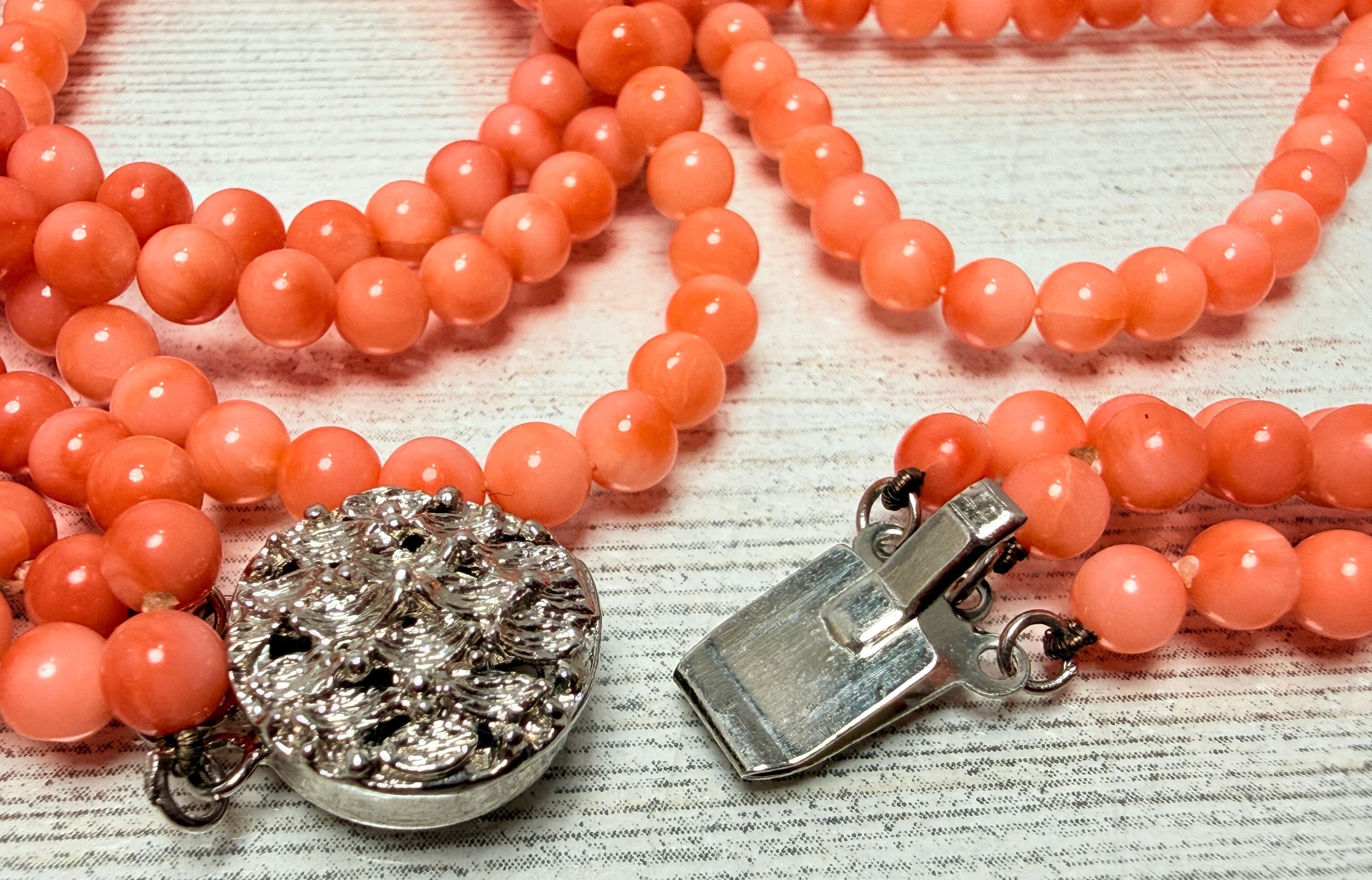 4F 1940s Salmon Coral Triple Strand Necklace Sterling Box Clasp - Thumbnail 5