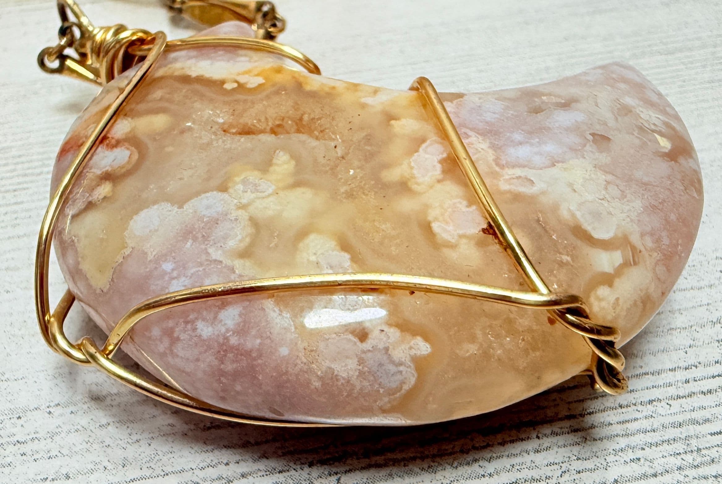 4L. 1960s Crazy Lace Agate Moon Necklace 12K GF - Thumbnail 4