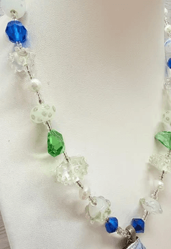 4Q. 1980s Multicolor Handblown Glass Fish Glass/Bubble Glass Bead Necklace - Thumbnail 4