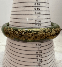 1O. 19th Century Jade Bracelet with Gold Tone Dragon/Phoenix - Thumbnail 5