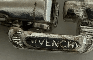 2X. 1980s Givenchy Logo G-Links Necklace - Thumbnail 7