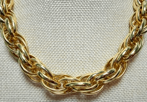 4R. 1980s 1AR by UnoAerre 18k Gold-Plated Triple Link Necklace - Thumbnail 3
