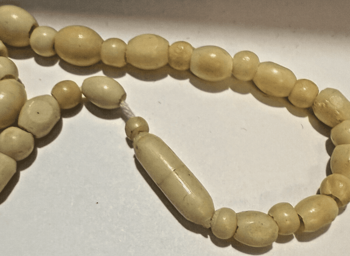 5B. Antique 1920s Art Deco Turned Bovine Carved Bead Necklace - Thumbnail 8
