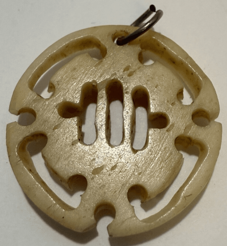 2V. Vintage 1940s Chinese Carved Bovine Bone Necklace Pendant - Thumbnail 2