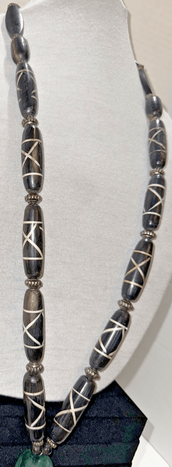 6I. Antique 1850-1900s Tibetan Cow Batik Bone Ram Horn Ceremonial Necklace - Thumbnail 2
