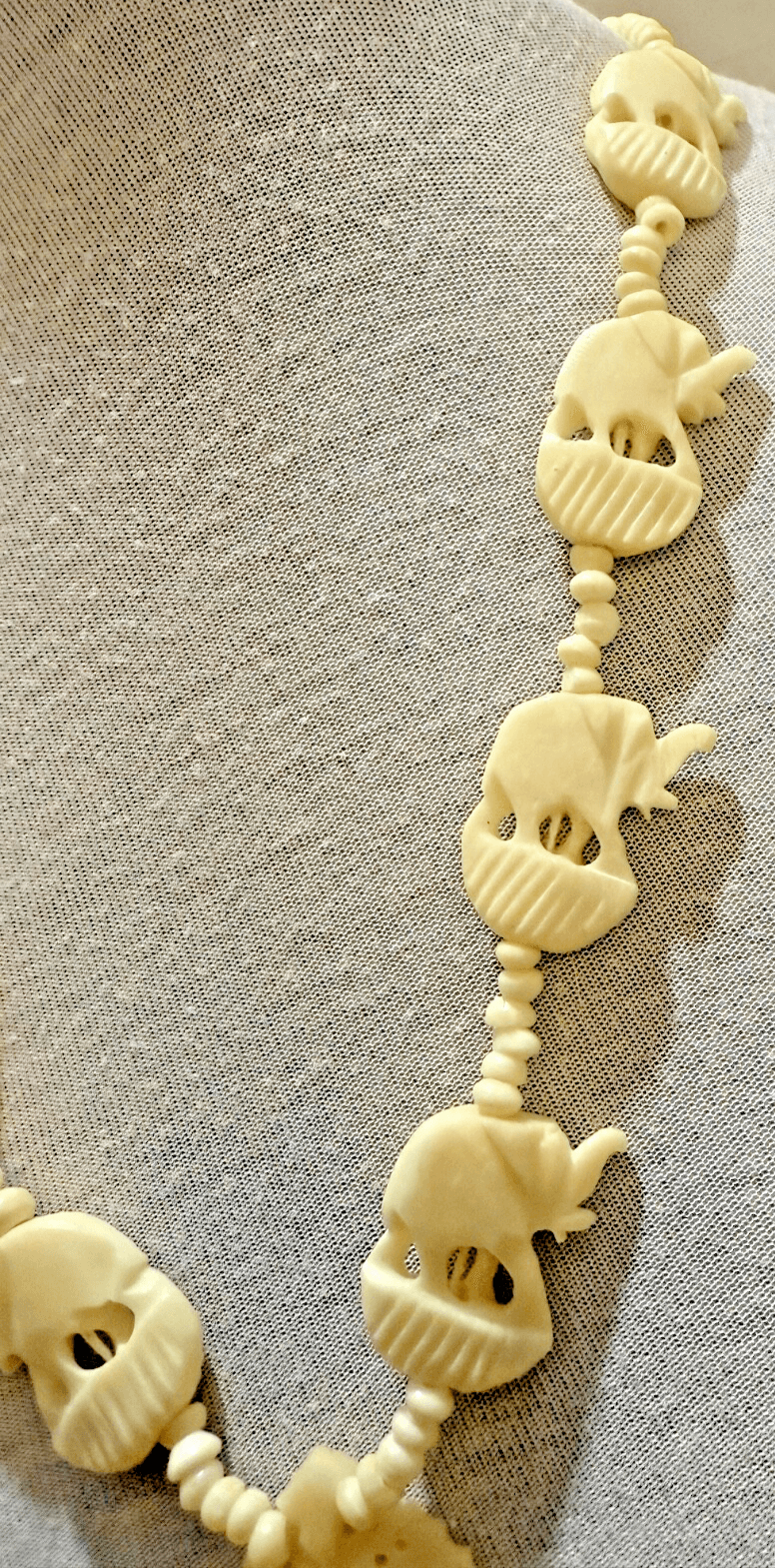 5H. Vintage 1970s Carved Cow Bone Beaded Elephant Necklace - Thumbnail 5