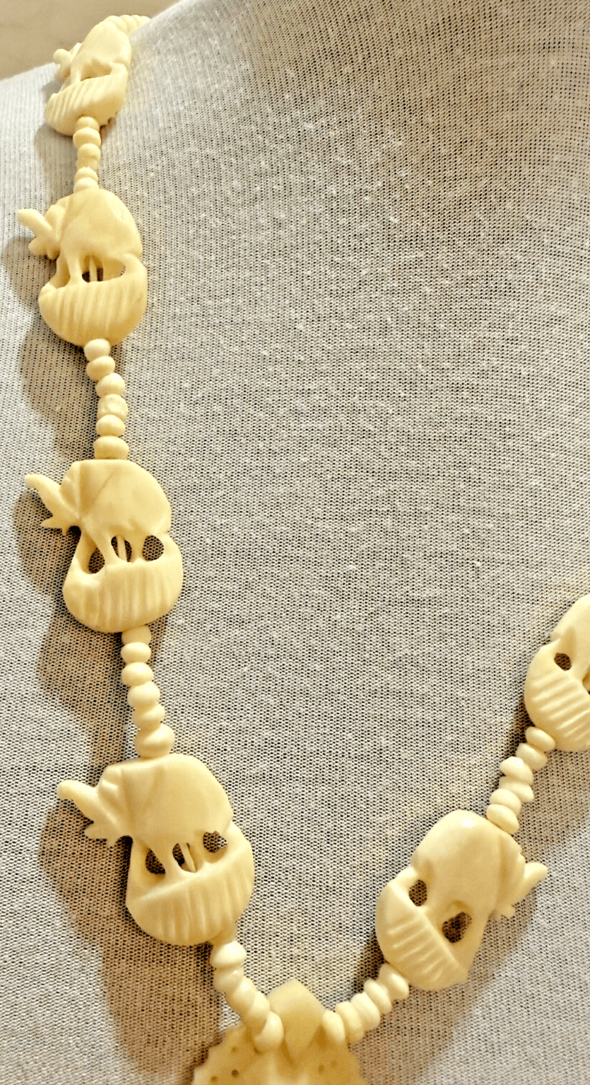 5H. Vintage 1970s Carved Cow Bone Beaded Elephant Necklace - Thumbnail 6