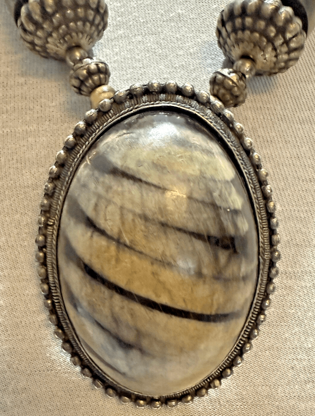 6F. Vintage 1960s Tibetan Yak Horn Tribal Necklace - Thumbnail 2