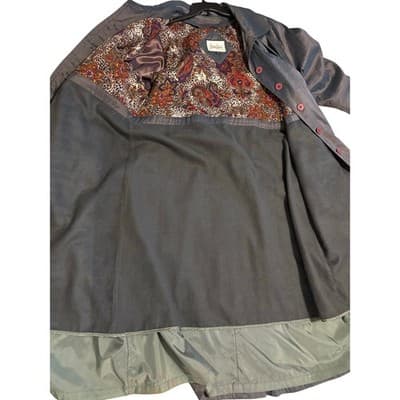 Neiman Marcus Iridescent Blue/Gray with Paisley Zip Lining Trench Coat Size 12 - Thumbnail 2