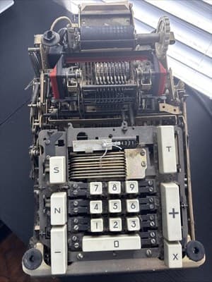 Vintage Remington Sperry Rand electric adding machine, 1950s or 1960s. Working - Thumbnail 4