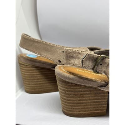 Baretraps Ilene Perforated Block Heel Sandals Shoes in Taupe Women's Size 8.5M - Thumbnail 2