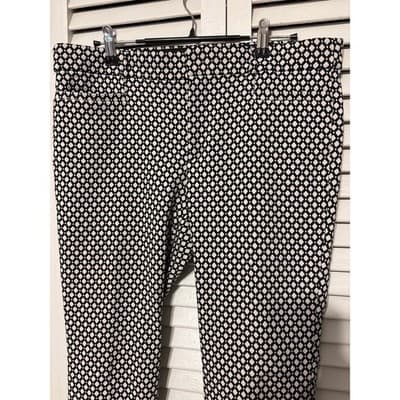 Banana Republic Geometric Black White Sloan Fit Crop Pants Women's 6P Petite - Thumbnail 3