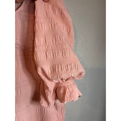 Milk & Honey Pink Eyelet Lace Smocked Puff Sleeve Blouse Women's Size 1X - Thumbnail 4