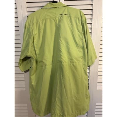 Under Armour Loose Heat Gear Size 2XL Green Fishing shirt - Thumbnail 2