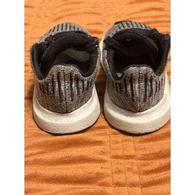 Size 6K Children Adidas Swift Run Easy - Mesh Black - Great Conditioin - Thumbnail 5