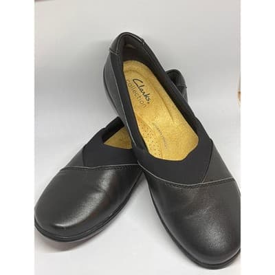 CLARKS CORA CHARM BLACK LEATHER SLIP ON FLAT SIZE 7.5
