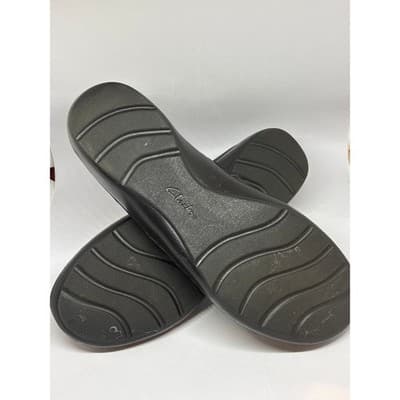 CLARKS CORA CHARM BLACK LEATHER SLIP ON FLAT SIZE 7.5 - Thumbnail 4