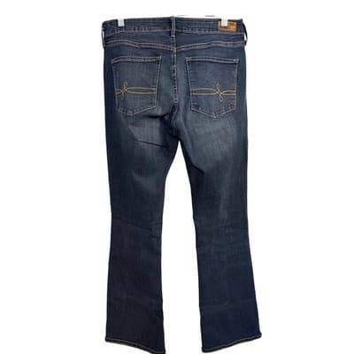 Denizen from Levi's Modern Boot Cut Dark Wash Size 8 Long Waist 29 Length 34 - Thumbnail 2