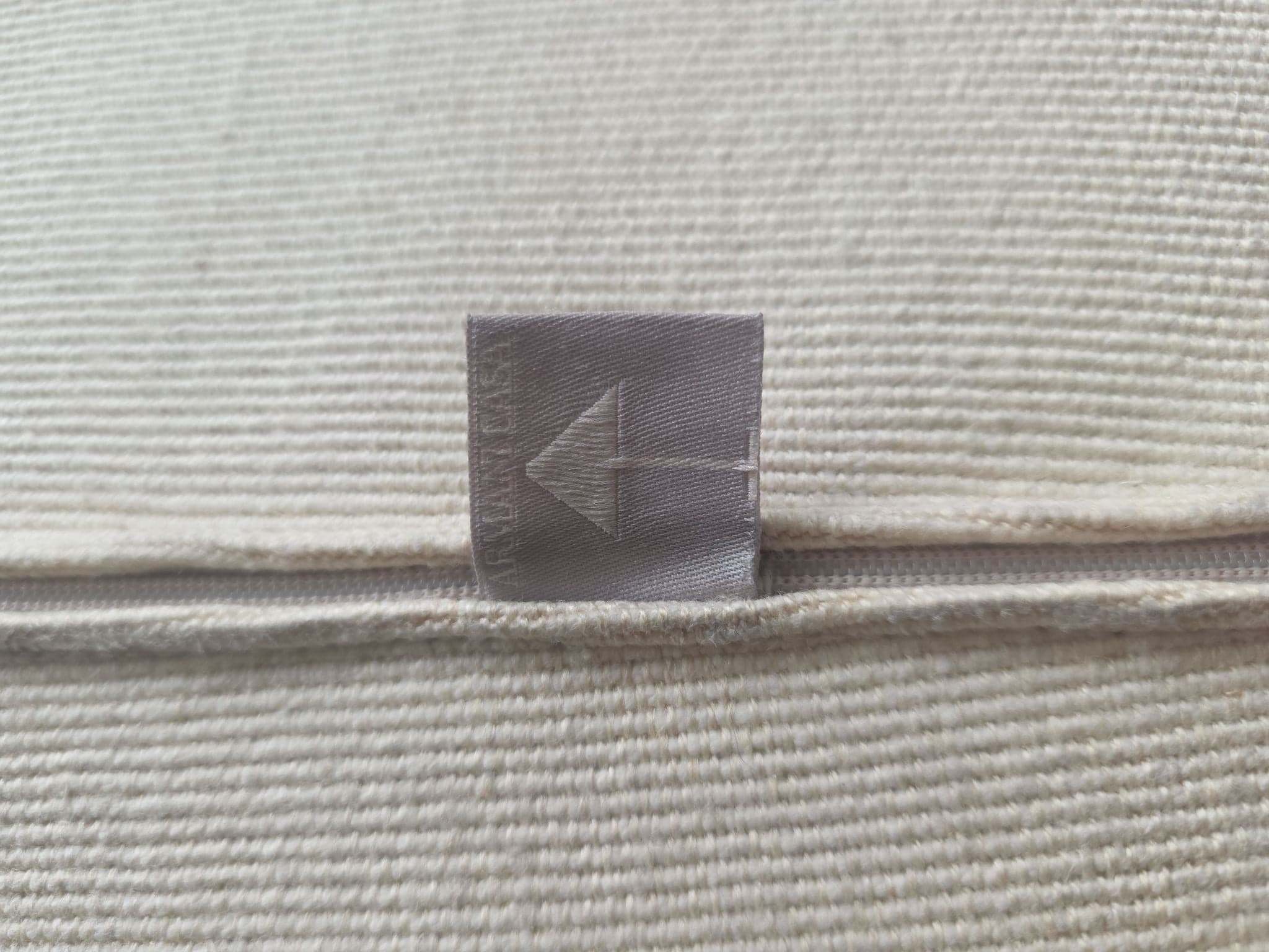 Armani Casa Modern Beige Lounge Chair – Comfortable and Stylish - Thumbnail 7