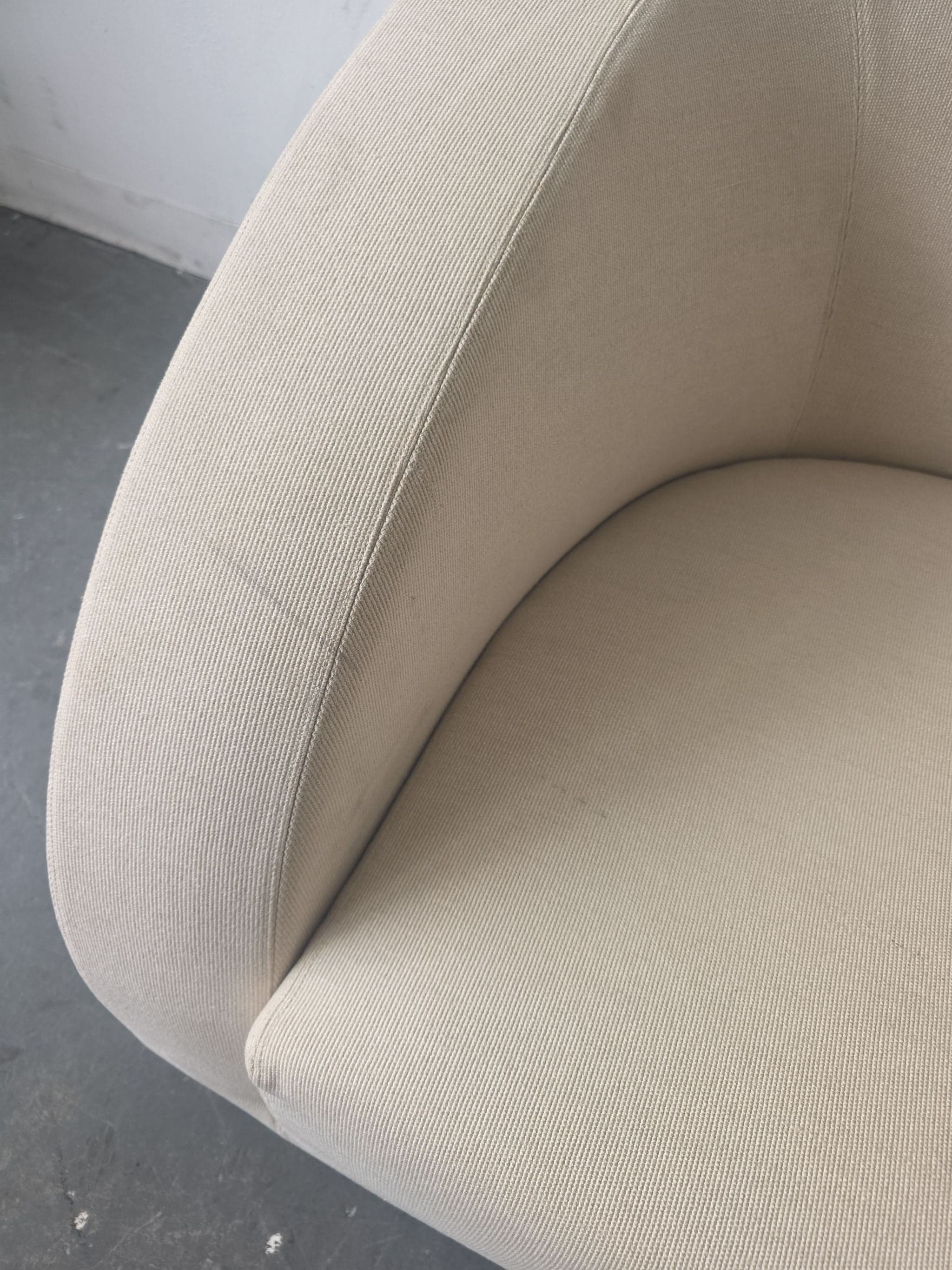 Armani Casa Modern Beige Lounge Chair – Comfortable and Stylish - Thumbnail 6