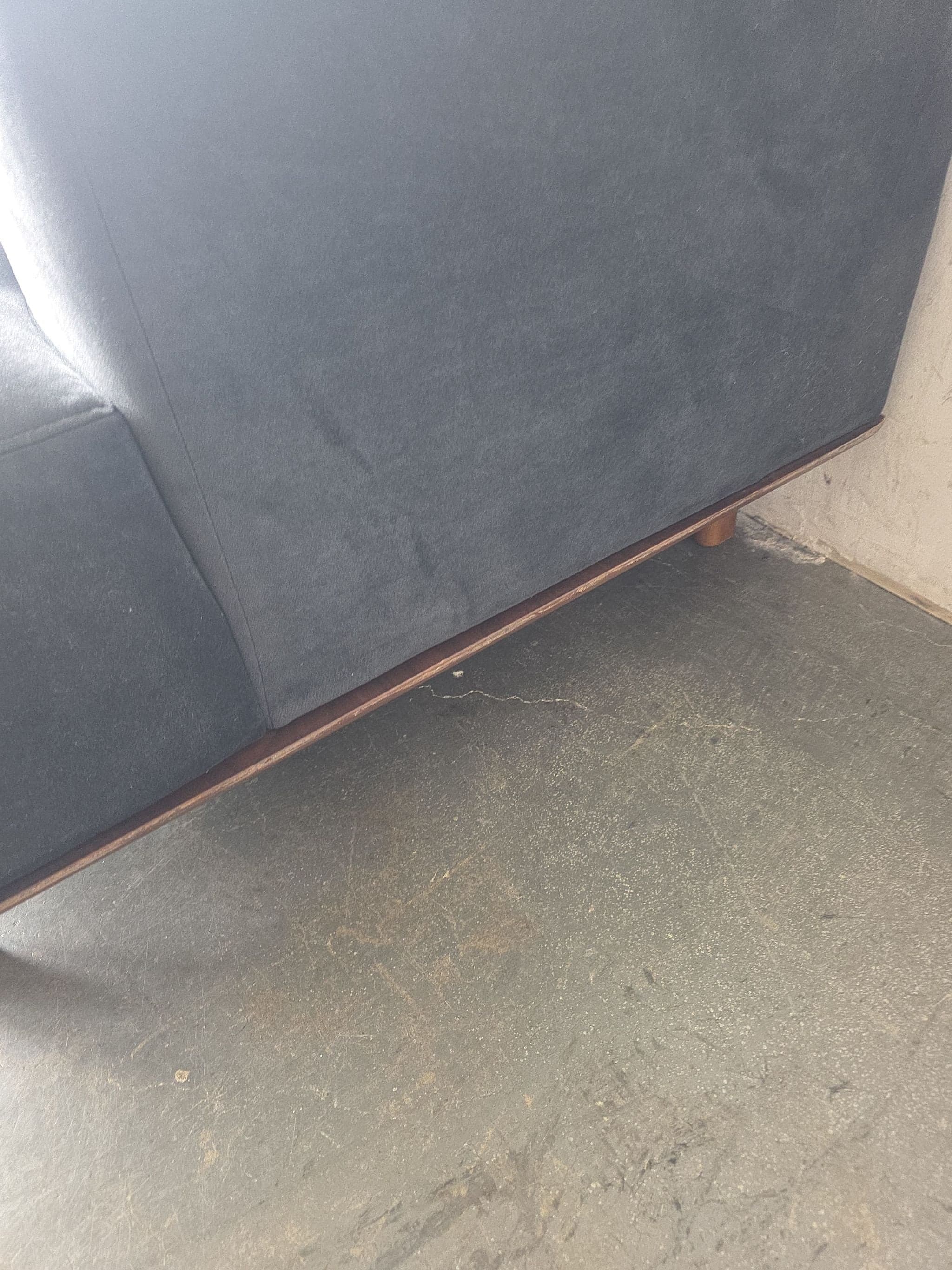 Sài Gòn Love Seat Sofa - Thumbnail 7