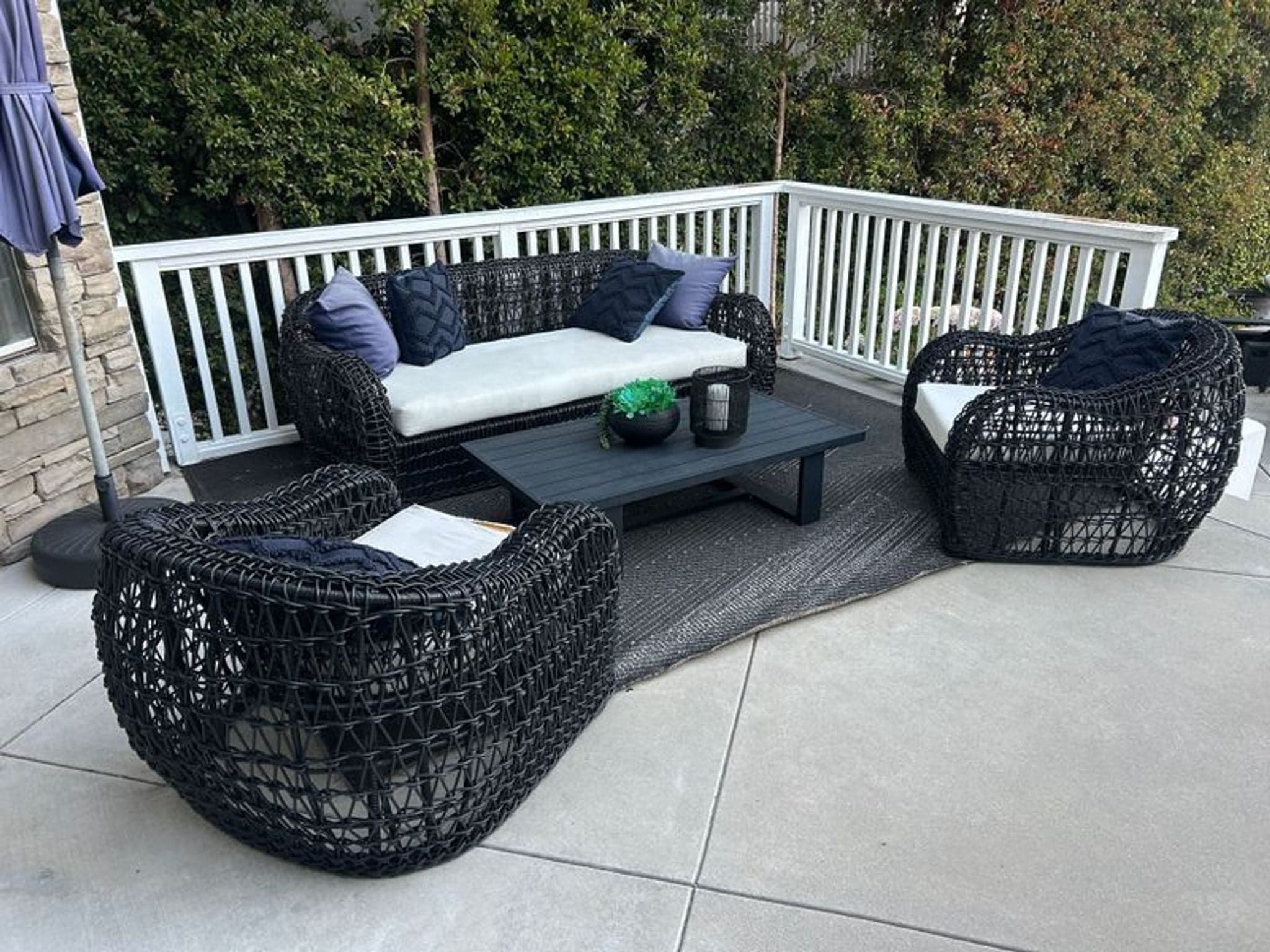 Meredith Baer Home Outdoor Wicker Patio Furniture Set - Bubble Sofa, 2 Bubble Chairs, Alegria Coffee Table