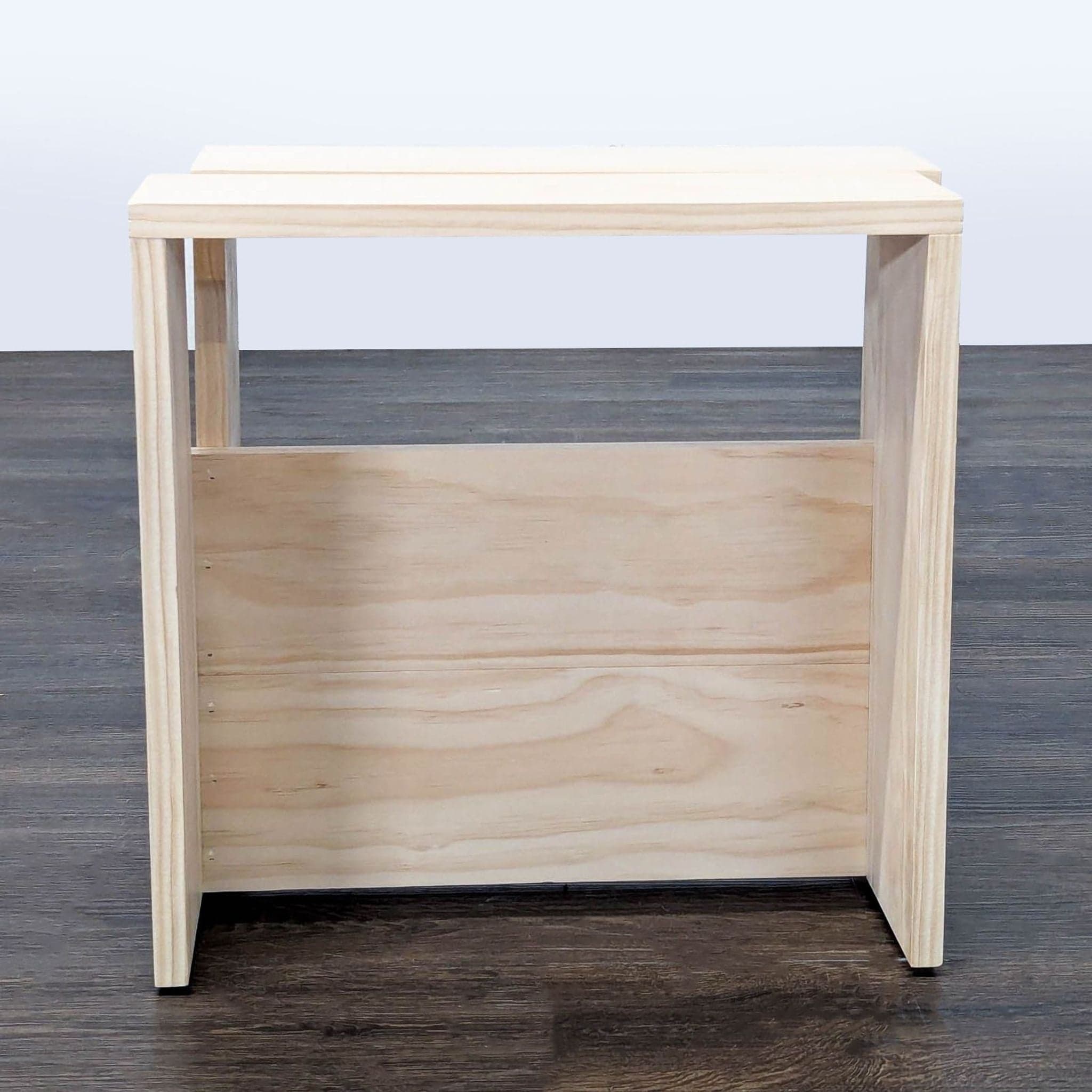 Manual Studio Stool - Thumbnail 5