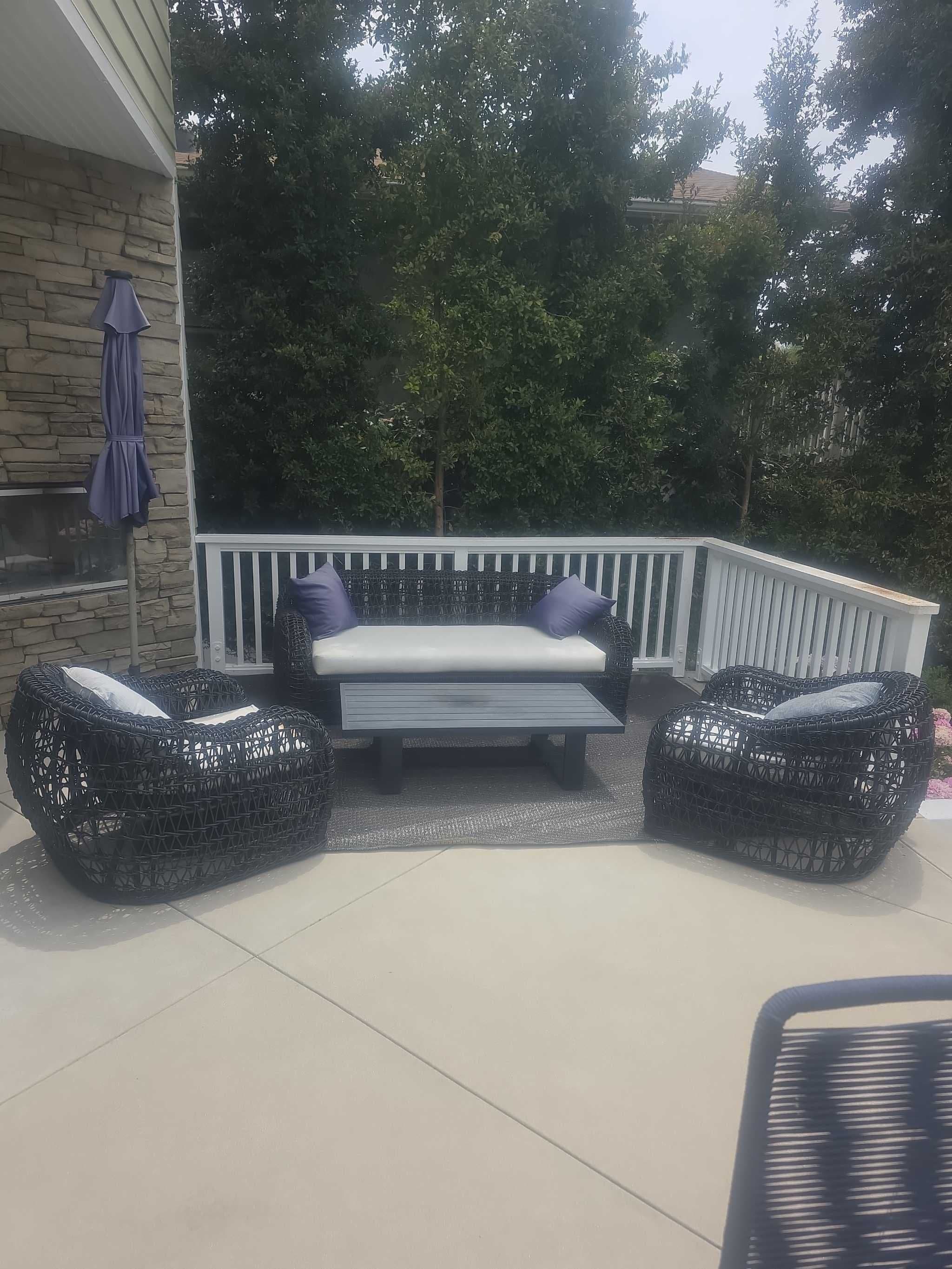 Meredith Baer Home Outdoor Wicker Patio Furniture Set - Bubble Sofa, 2 Bubble Chairs, Alegria Coffee Table - Thumbnail 3