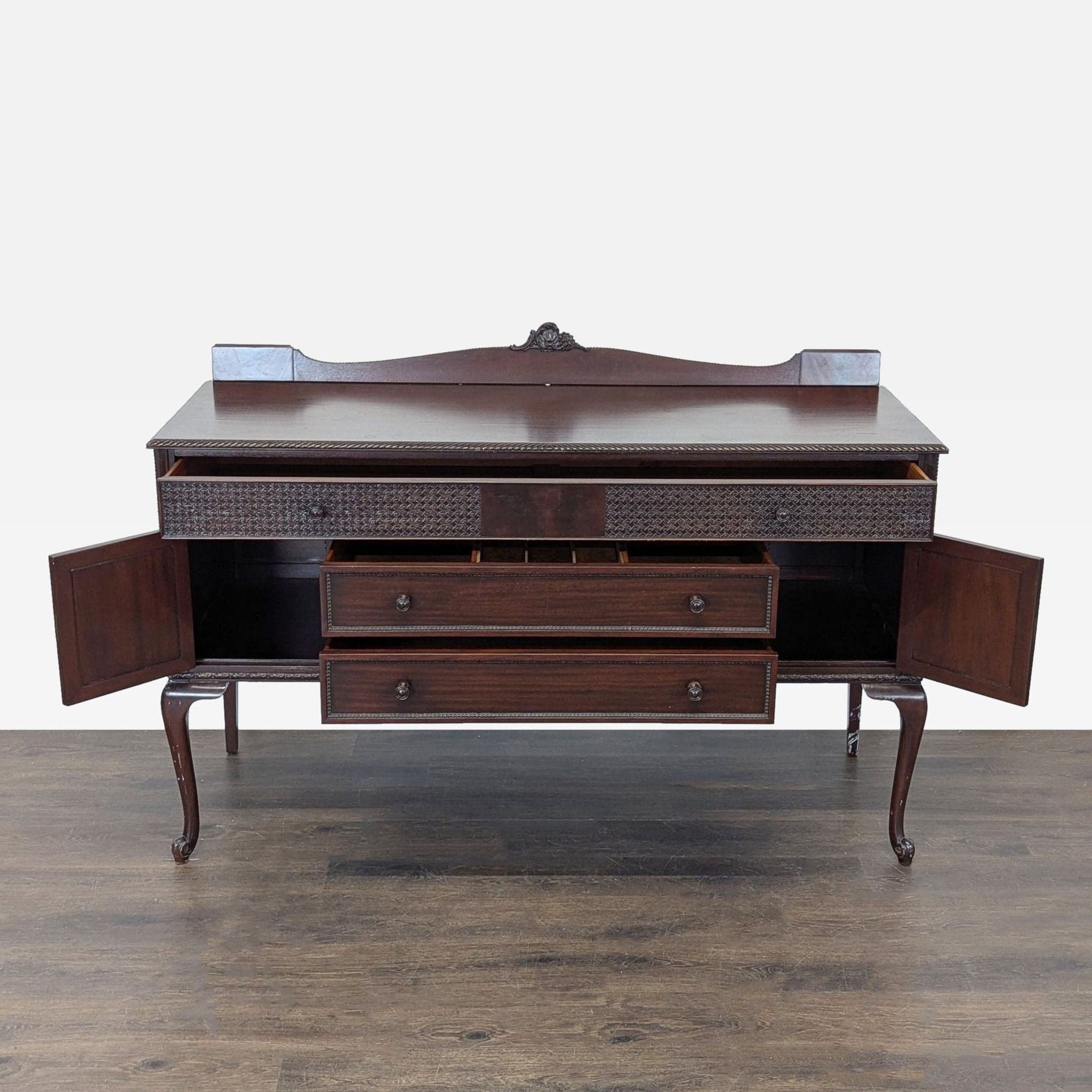 Vintage Lenox Sideboard - Thumbnail 2