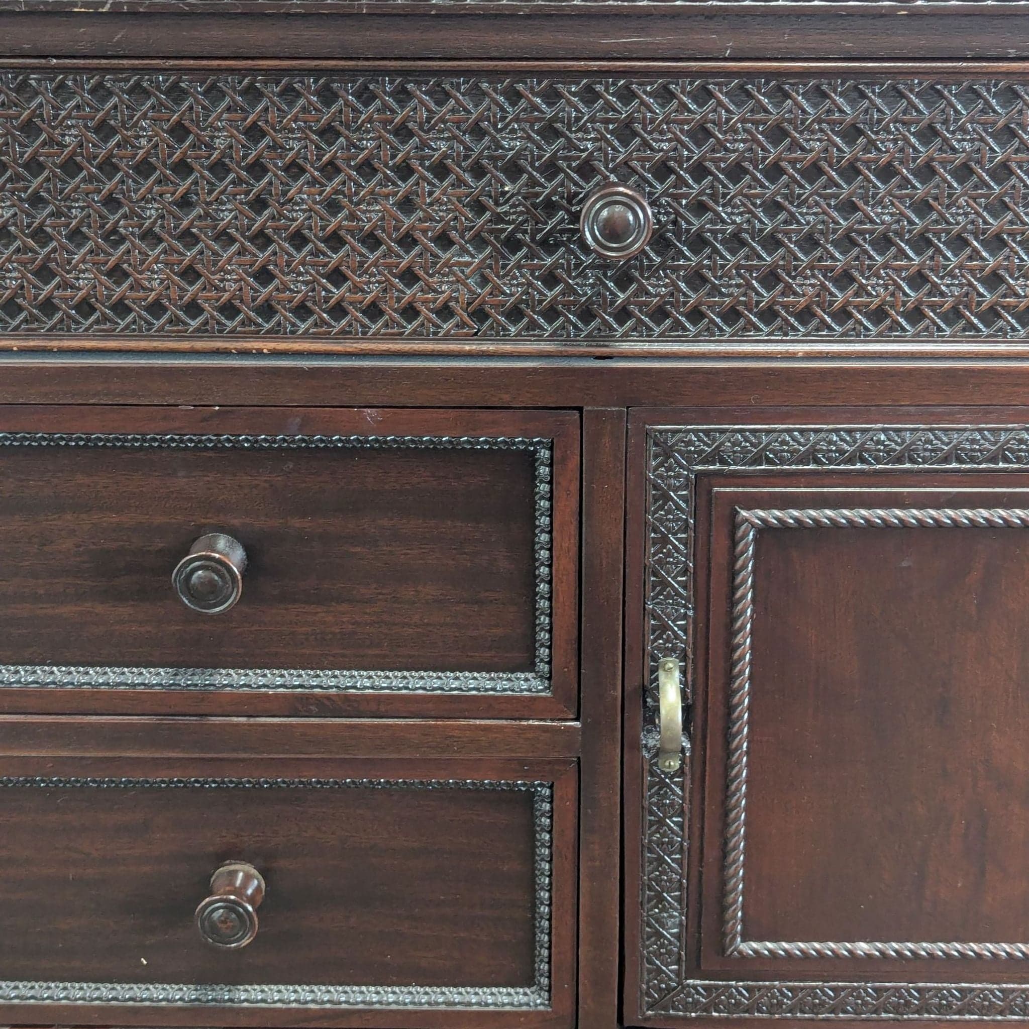 Vintage Lenox Sideboard - Thumbnail 8